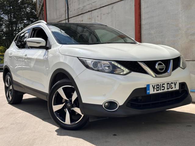 Nissan Qashqai 1.2 DIG-T n-tec+ 2WD Euro 6 (s/s) 5dr SUV Petrol White
