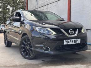 NISSAN QASHQAI 2015 (65) at Car Hub Motors West Drayton