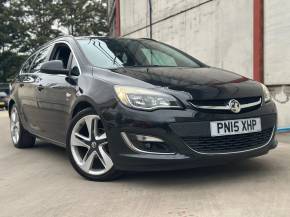 VAUXHALL ASTRA 2015 (15) at Car Hub Motors West Drayton